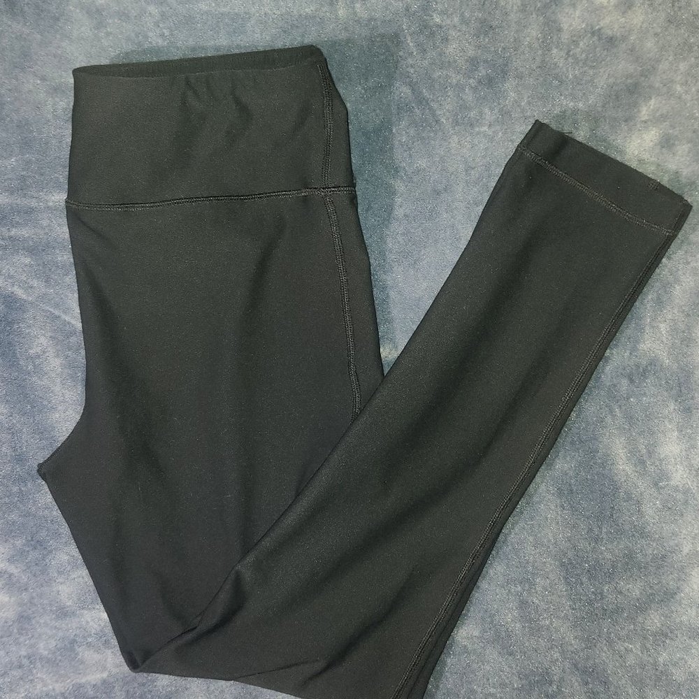 PINK by Victoria's secret Black stretch pants in size small  NWT